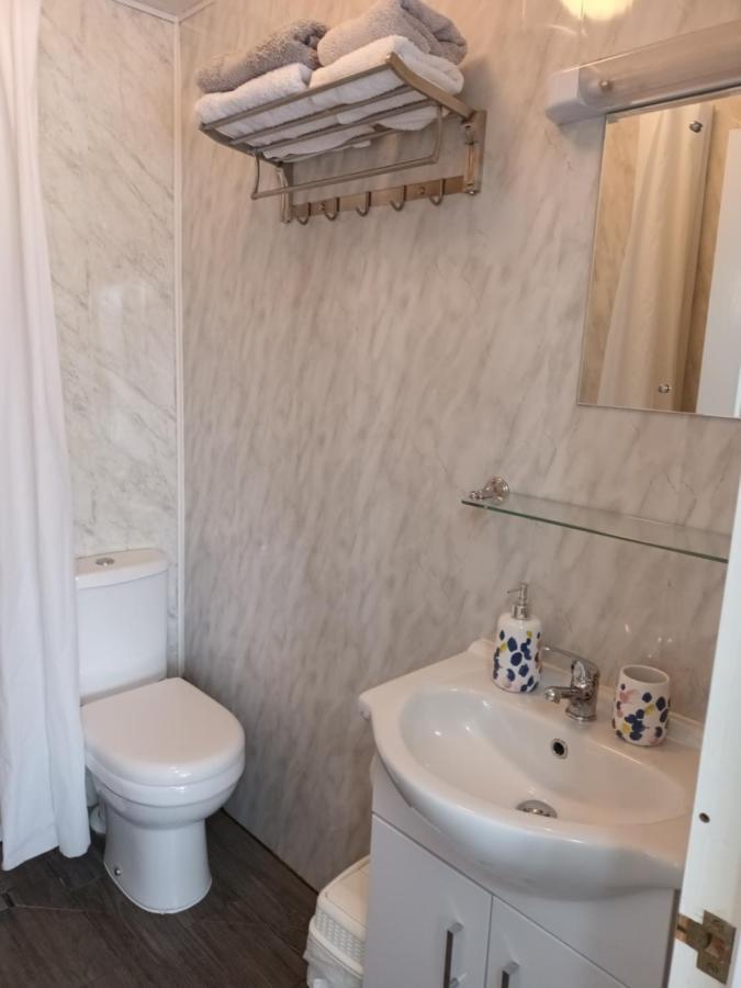 Kates Place Studio 1 Donegal Town Екстериор снимка