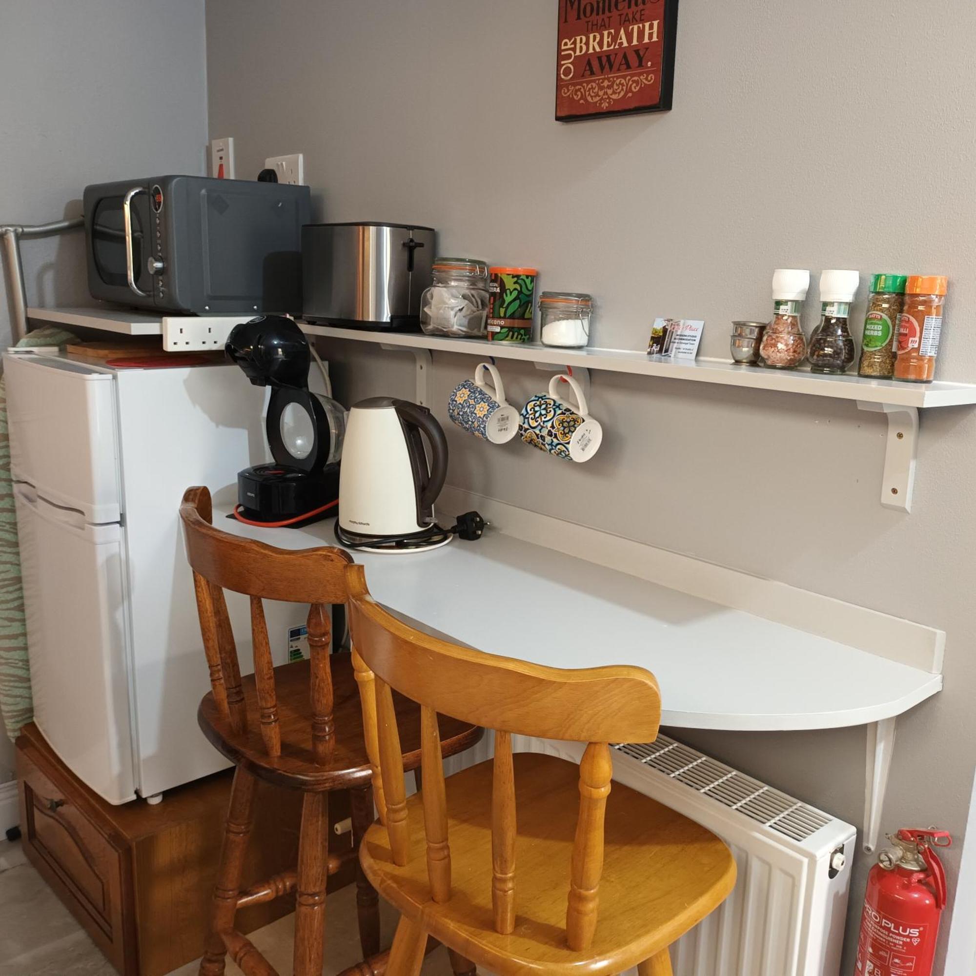 Kates Place Studio 1 Donegal Town Екстериор снимка